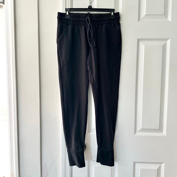 Free People Movement Black Slim Cinched Ankle Drawstring Jersey Joggers Medium - Picture 1 of 8